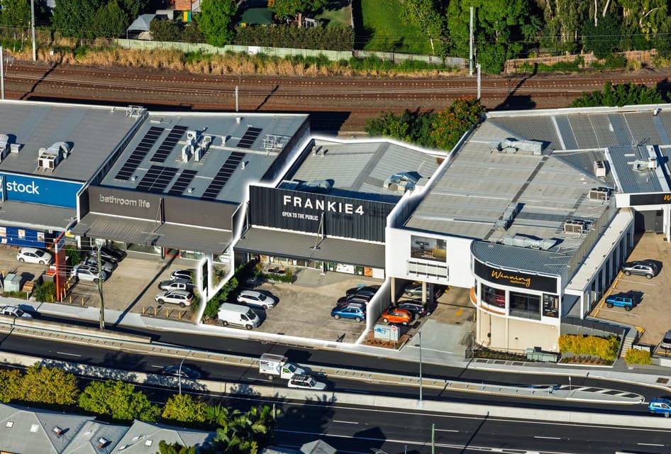 Moggill Road, Indooroopilly